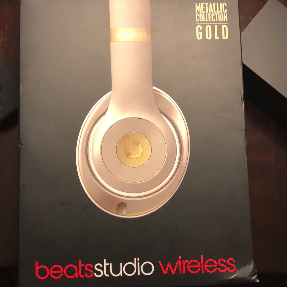 Beats Wireless Studio Gold Ljmited Edition